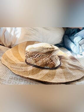 Roxy Beach Straw Wide-Brim Hat with Dark Brown Braided Band